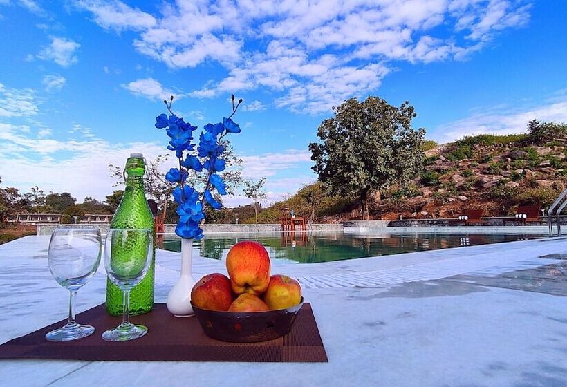 منتجع Takhat Villa By Shrigo Hotels