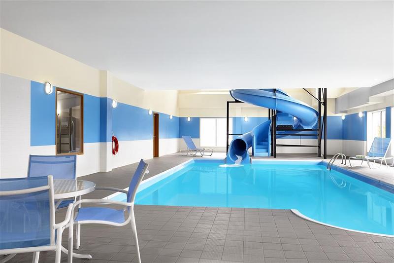 בית מלון כפרי Four Points By Sheraton Saskatoon