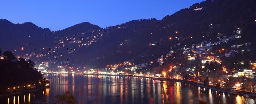 ホテル Himalaya