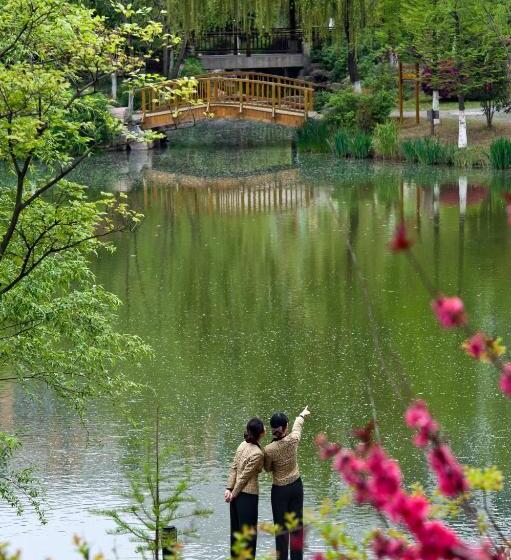 בית מלון כפרי Jinling Riverside