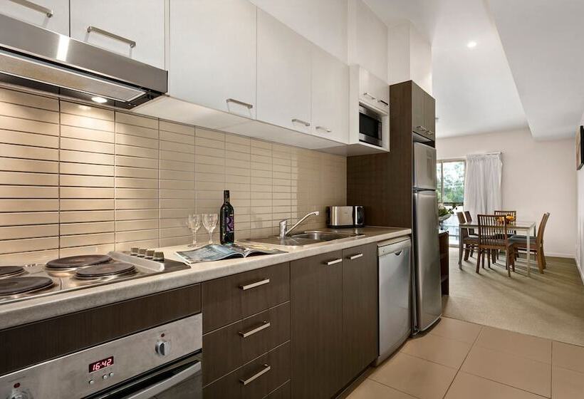 فندق Quest Shepparton