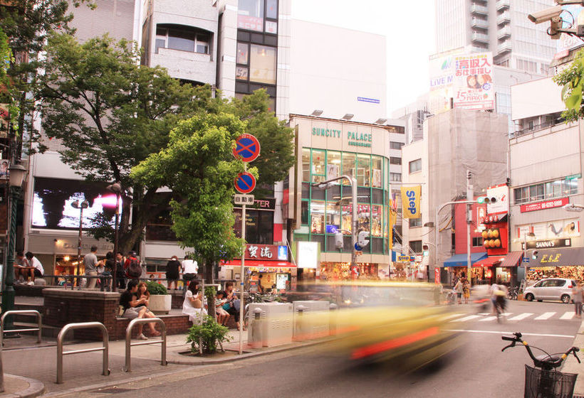 酒店 Shinsaibashi Lions Rock