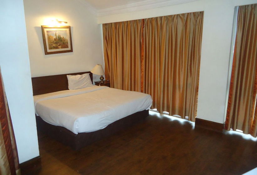 Hotel The Earl S Court Nainital By Leisure S