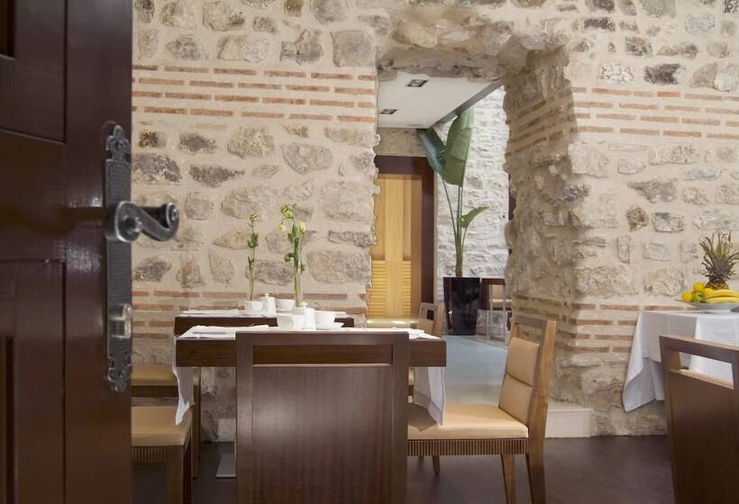 Vestibul Palace & Villa   Small Luxury Hotels Of The World