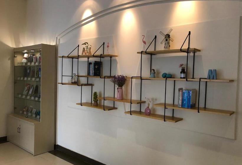 Motel Shanghai Xintiandi Xujiahui Road