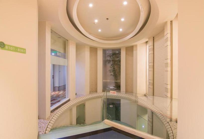 Motel Shanghai Xintiandi Xujiahui Road