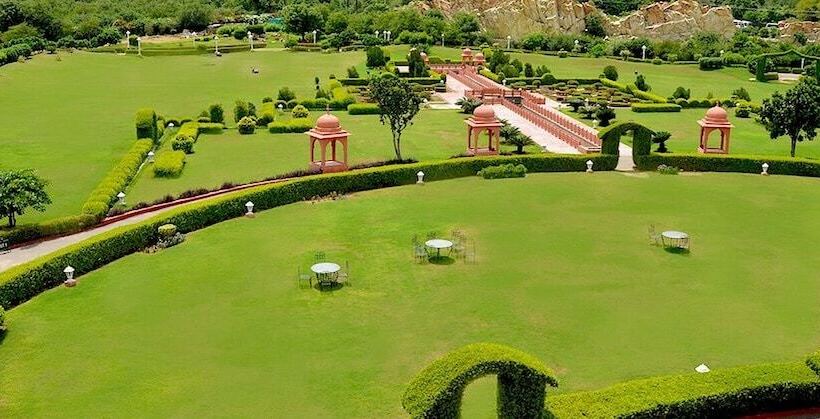 The Gold Palace & Resorts