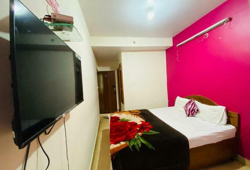 پانسیون Nakshatra