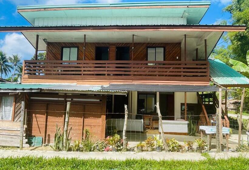 ユースホステル D  Angels Inn, Port Barton