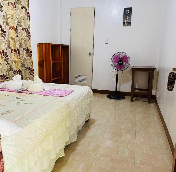 ユースホステル D  Angels Inn, Port Barton