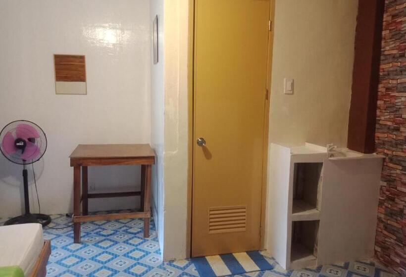 ユースホステル D  Angels Inn, Port Barton