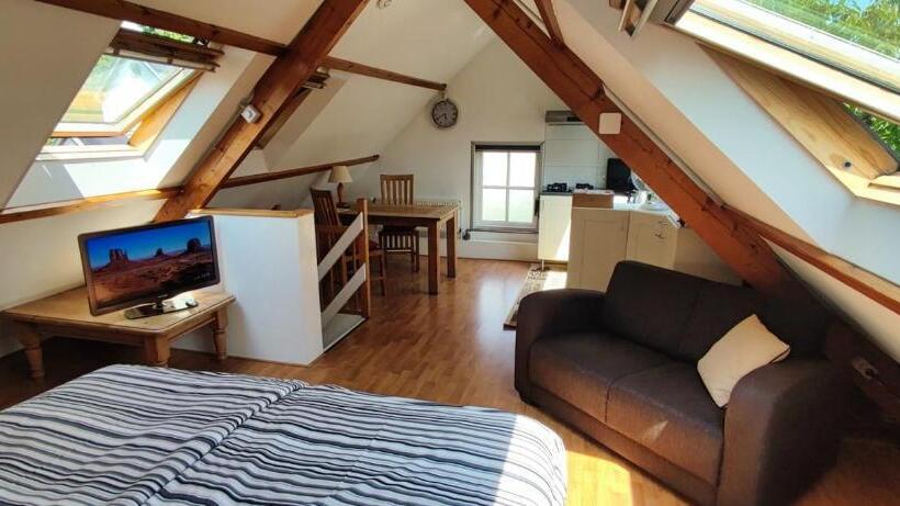 تختخواب و صبحانه Logies Op Dreef