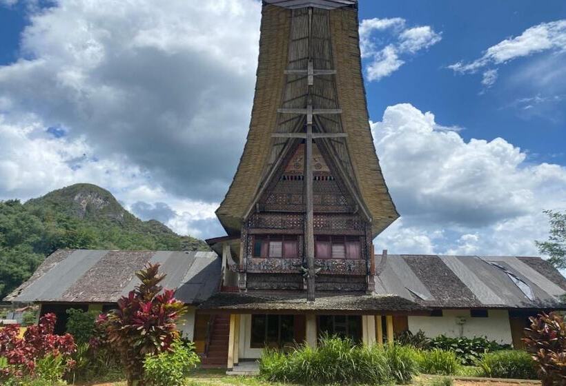 هتل Capital O 91073 Rantepao Lodge