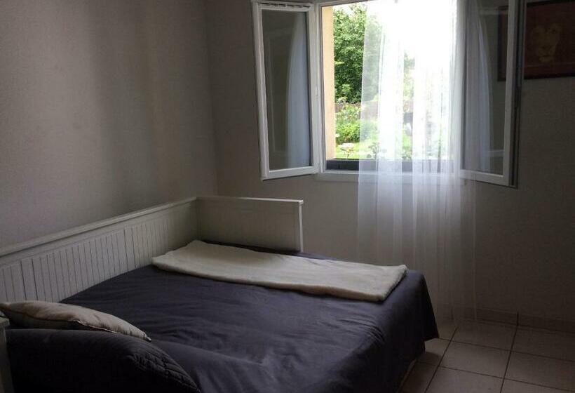 مبيت وإفطار Chambre Du Merle