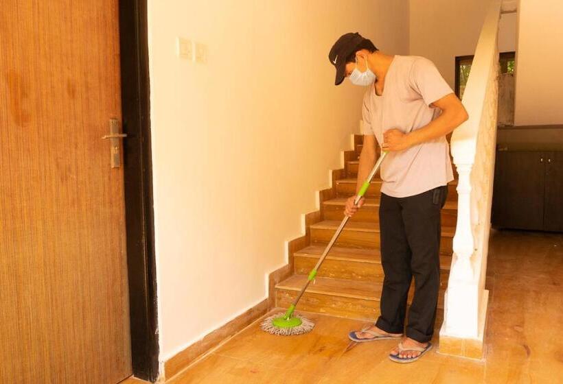 هتل Verandah   A Beautiful Story, Near Anjuna Beach