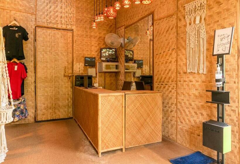 هتل Verandah   A Beautiful Story, Near Anjuna Beach