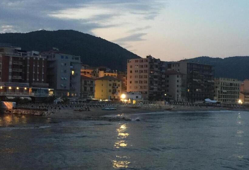 پانسیون Vela D’oro