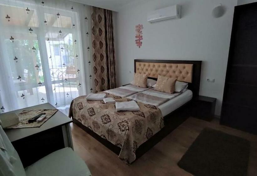پانسیون Vila Ariana