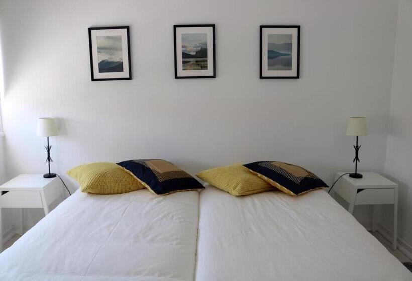 هاستل In My House