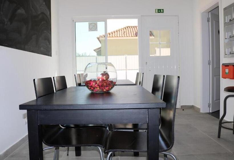 هاستل In My House