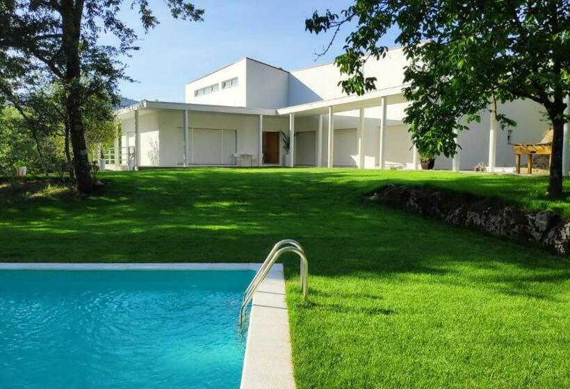 Bed and Breakfast Casa De Apeleiras
