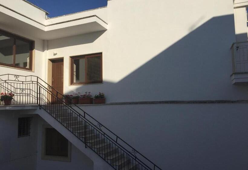 تختخواب و صبحانه Conte Spada Home