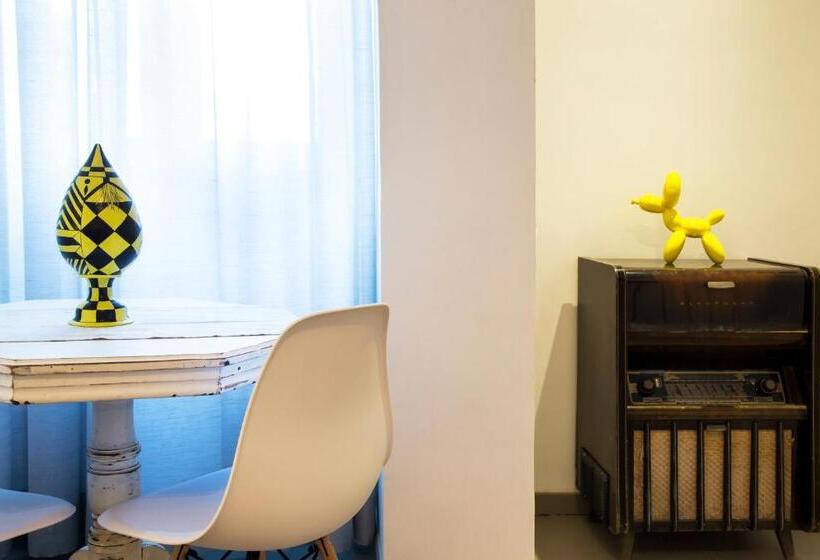 تختخواب و صبحانه Reluxe Private Wellness