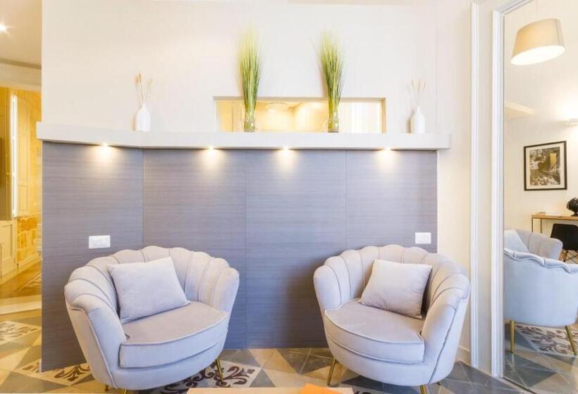 تختخواب و صبحانه Reluxe Private Wellness