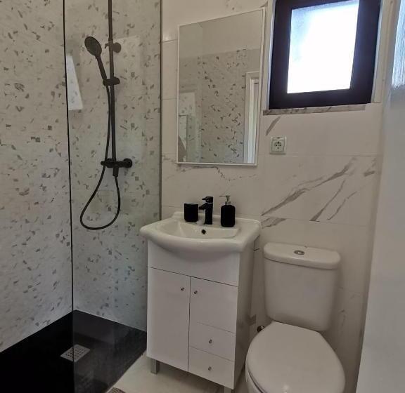 بنسيون Flow Rooms