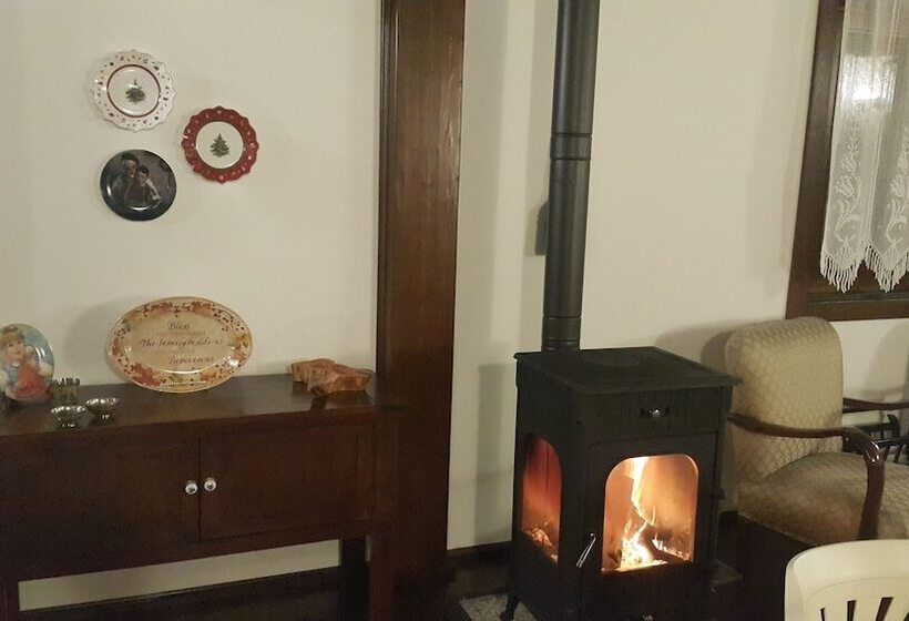 پانسیون Mandarin Guesthouse   Adult Only