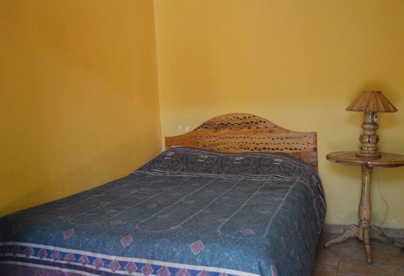 هاستل Hostal Coronel Pedro Arraya