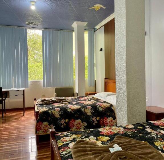 بنسيون Hostal R. Williams