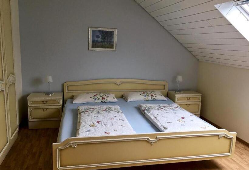 ベッドアンドブレックファースト Gästehaus Hoffmann