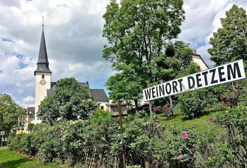 ベッドアンドブレックファースト Gästehaus Hoffmann