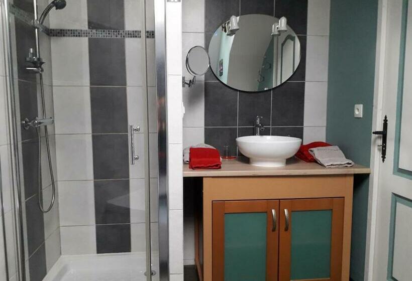 ベッドアンドブレックファースト La Fauconnière