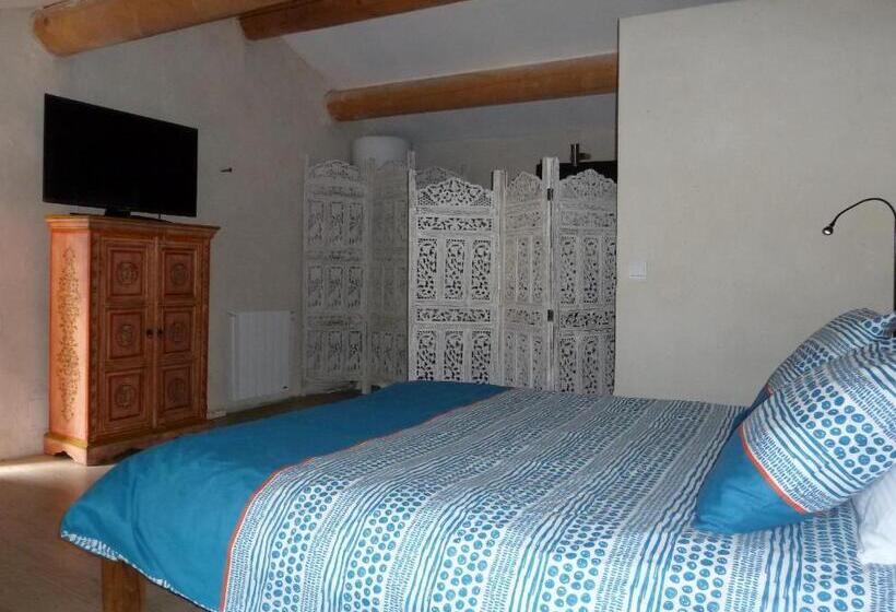 Bed and Breakfast Mas à Cheval Blanc En Provence