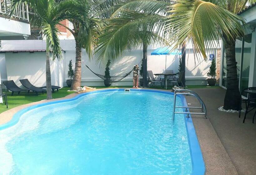 Пансион Coconut Palms