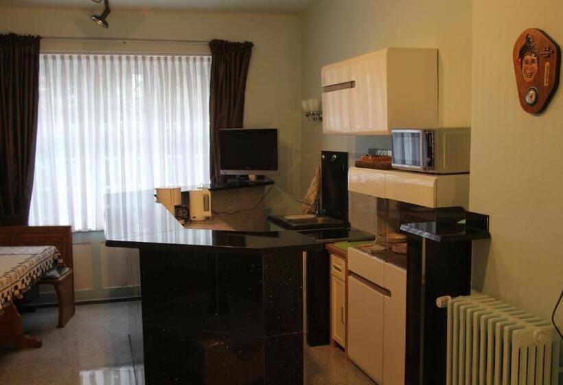 پانسیون Lebensart