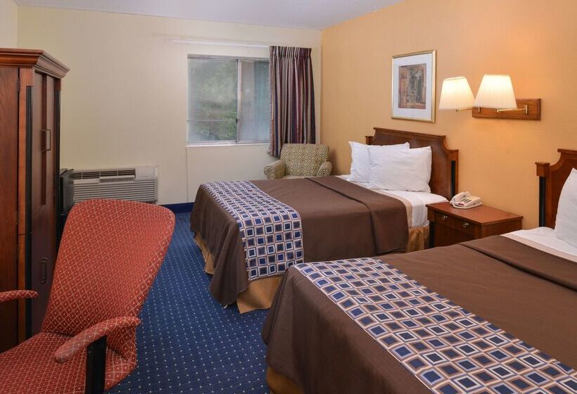 בית מלון כפרי Americas Best Value Inn Geneva