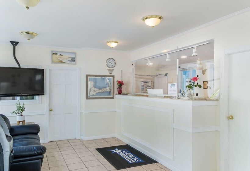 هتل America S Best Value Inn & Suites/hyannis