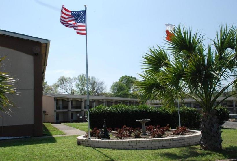 בית מלון כפרי Apple Tree Inn