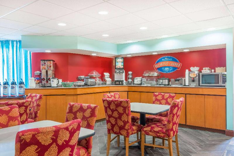 בית מלון כפרי Baymont By Wyndham Greensburg