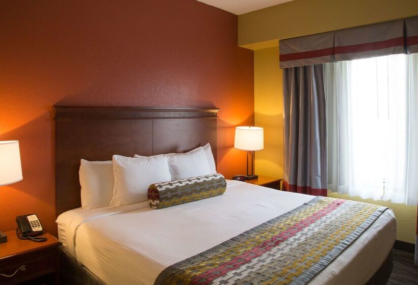 هتل Best Western Executive Inn & Suites