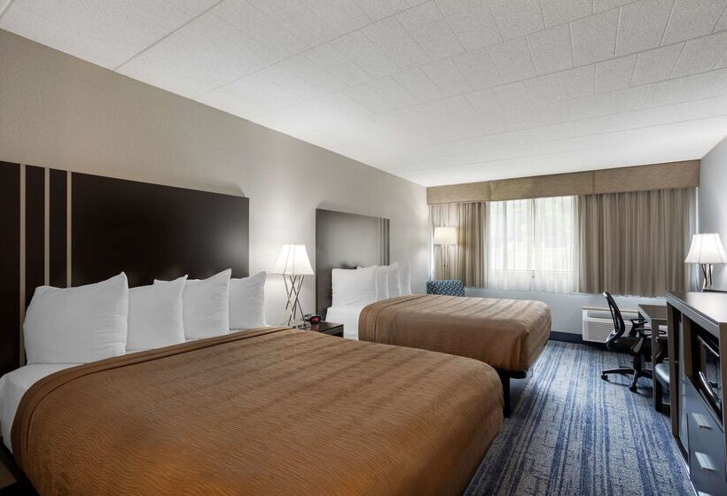 ホテル Best Western Plus Reading Inn & Suites