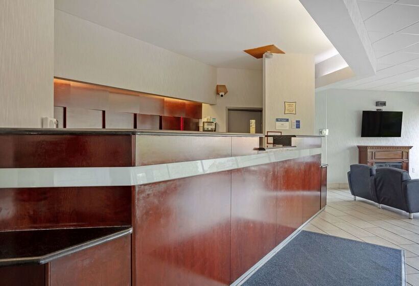 ホテル Best Western Plus Reading Inn & Suites