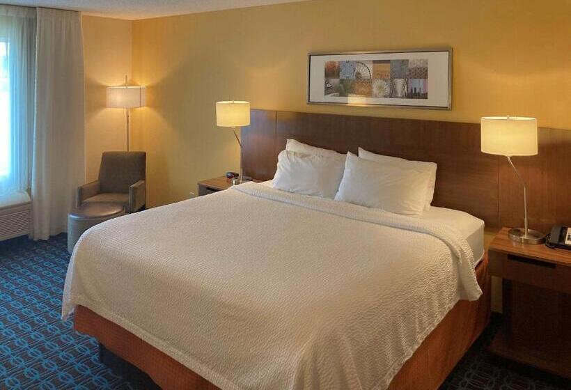 هتل Comfort Inn & Suites Ankeny  Des Moines
