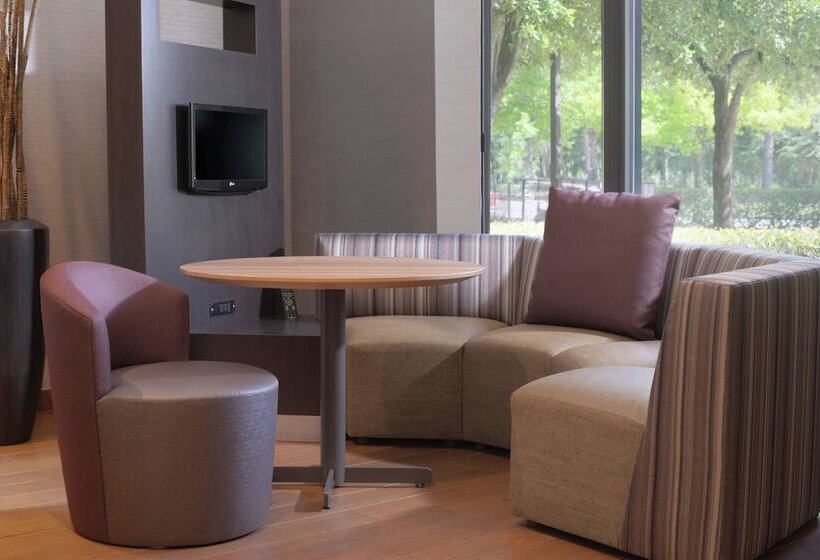 هتل Courtyard By Marriott Houston Northwest