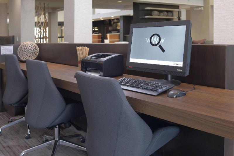 هتل Courtyard By Marriott Houston Northwest
