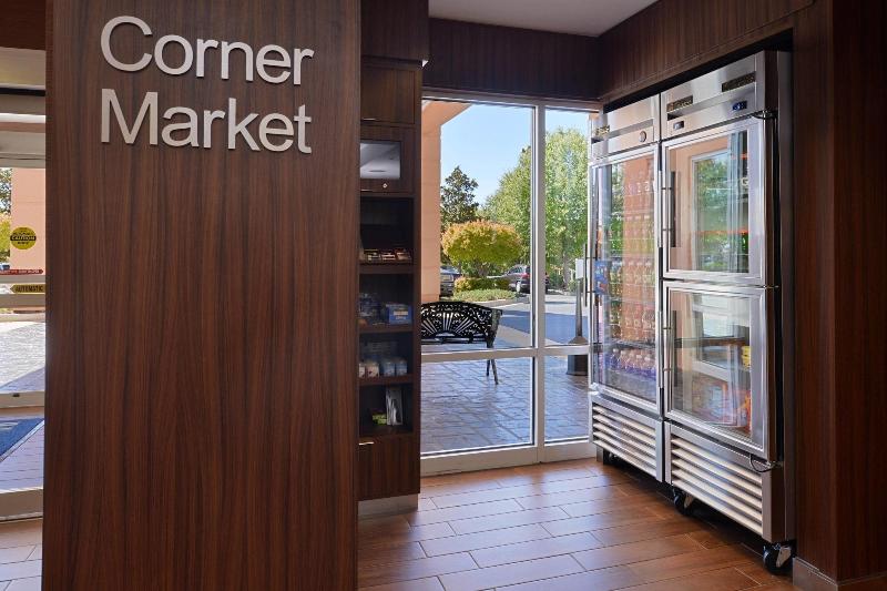 فندق Fairfield Inn & Suites By Marriott Anderson Clemson