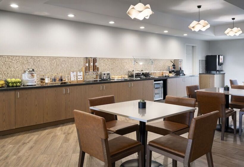 هتل Fairfield By Marriott Inn & Suites Fresno Riverpark